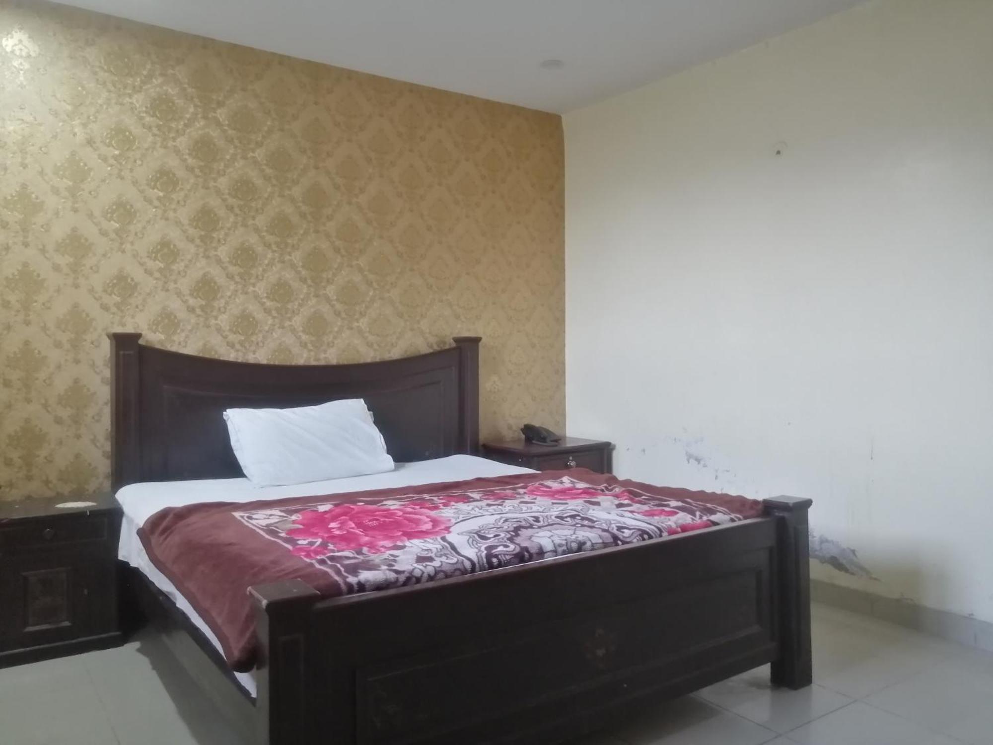 Fortville Hotel Lahore Exterior photo